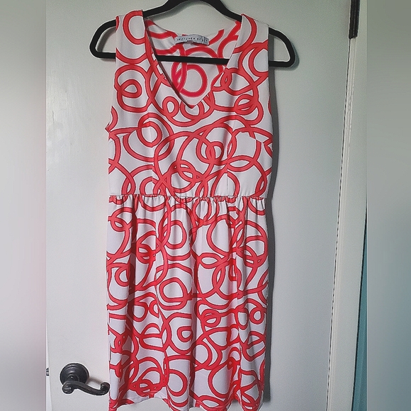 Gretchen Scott Sz M like new dress with belt and POCKETS! 😁 - Picture 1 of 4